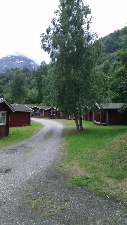 Folven Adventure Camp Hotel Хйеле Екстериор снимка