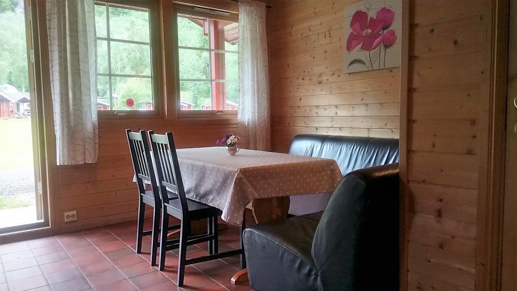 Folven Adventure Camp Hotel Хйеле Екстериор снимка